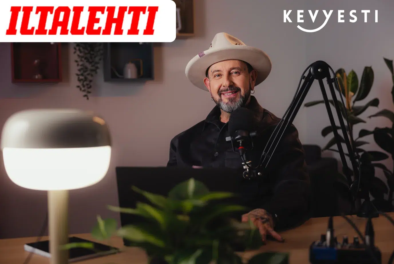 Rekisteröityminen on ilmaista, eikä sido sinua mihinkään!

Kevyesti.fi tarjoaa pienlainaa kevytyrittäjille 24/7.

Saat palkkasi etukäteen ennakkopalkan avulla.

Turvaa tulosi helposti perintäpalvelumme avulla.

Helppokäyttöinen, edullinen ja luotettava laskutuspalvelu.

Suosittele ja tienaa – 50 € palkkio jokaisesta suosittelusta!

Palkka tilille sekunneissa – ilman lisäkuluja. Kotimainen pikamaksu toimii 24/7, kun asiakkaasi suoritus on saapunut meille.

Kolme joustavaa hinnoitteluvaihtoehtoa, valitse juuri sinulle sopiva!